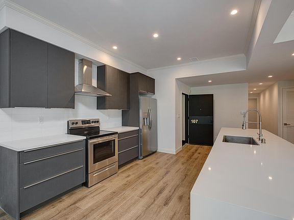 3rd image of 12320 Montana Ave APT 107