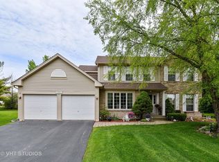 171 Brentwood Trl, Elgin, IL 60120