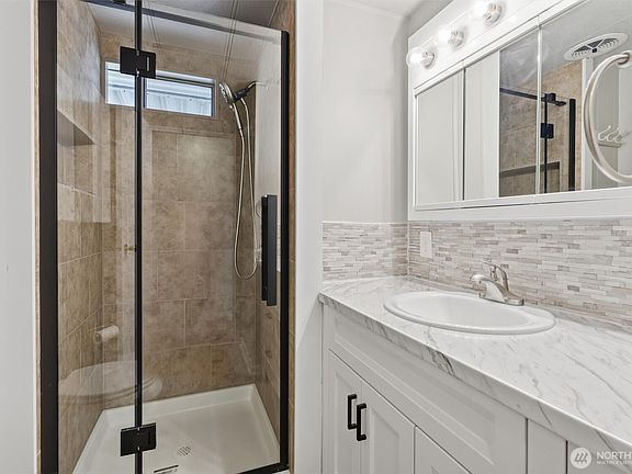 4th image of 1415 84th Street SE #46