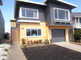 24 Palisades Dr, Daly City, CA