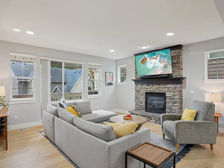 6523 128th Pl SW — Photo 3