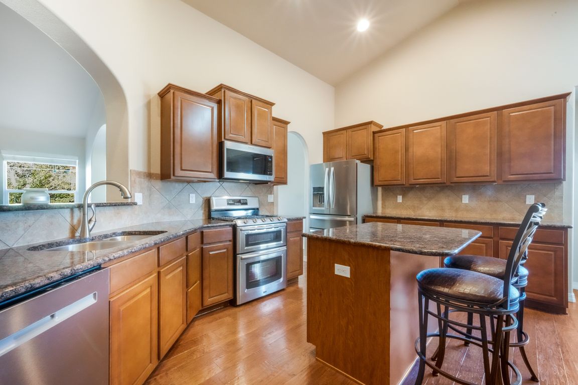 next background image