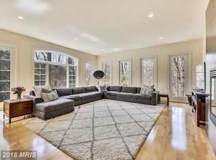 6004 Cairn Ter, Bethesda, MD 20817