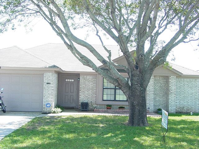 1st image of 5204 Birdcreek Dr