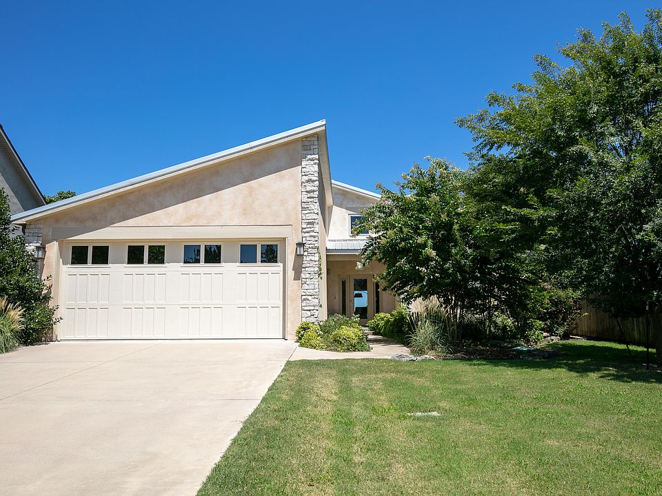 1st image of 1118 Coleman Dr
