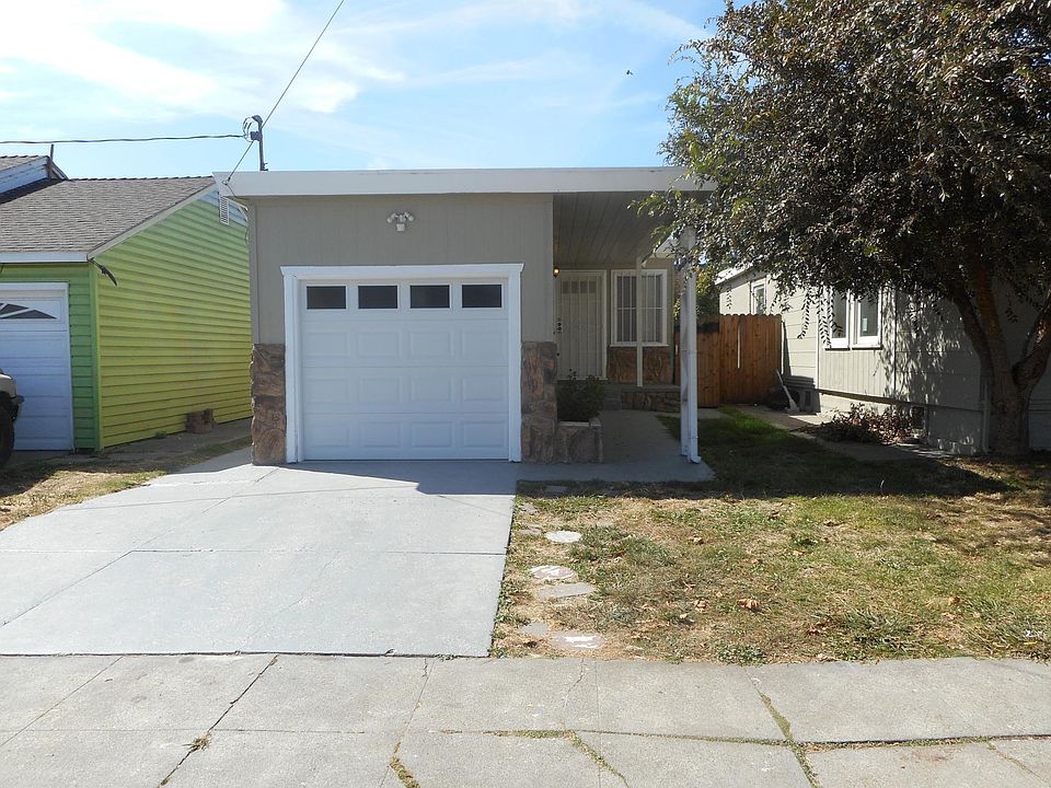 2nd image of 414 S 35th St