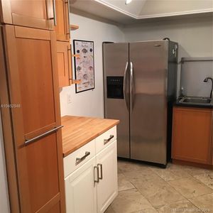 2901 S Bayshore Dr APT 8B, Miami, FL, 33133