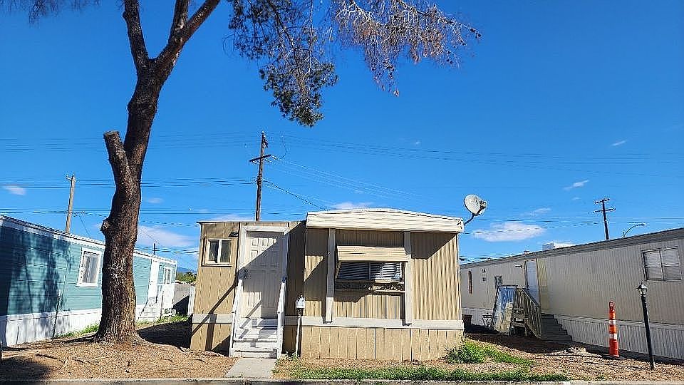 1st image of 1481 Palm St Unit 105