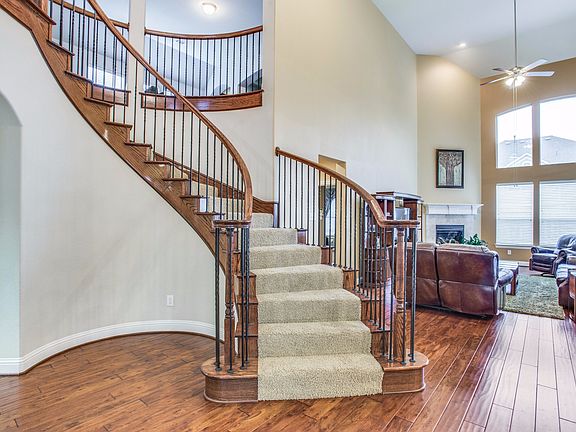 4th image of 6915 Seascape Dr