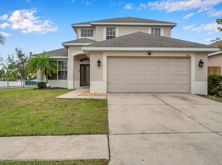 402 Halifax Bay Ct, Apollo Beach, FL 33572
