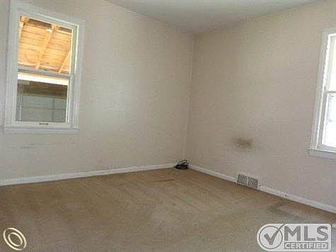 261-949770 Bedroom 2a.JPG