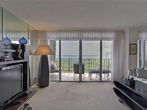 5th image of 936 Intracoastal Drive #21E