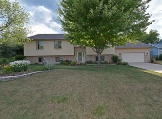 632 Cavin Ave, Winthrop Harbor, IL