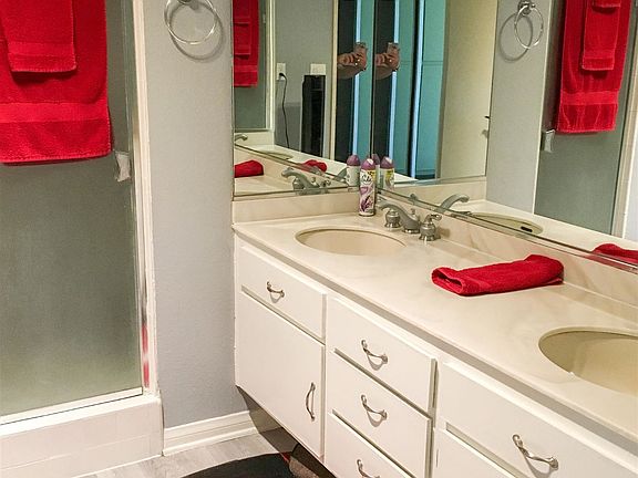 2nd image of 133 S Oakhurst Dr APT 206