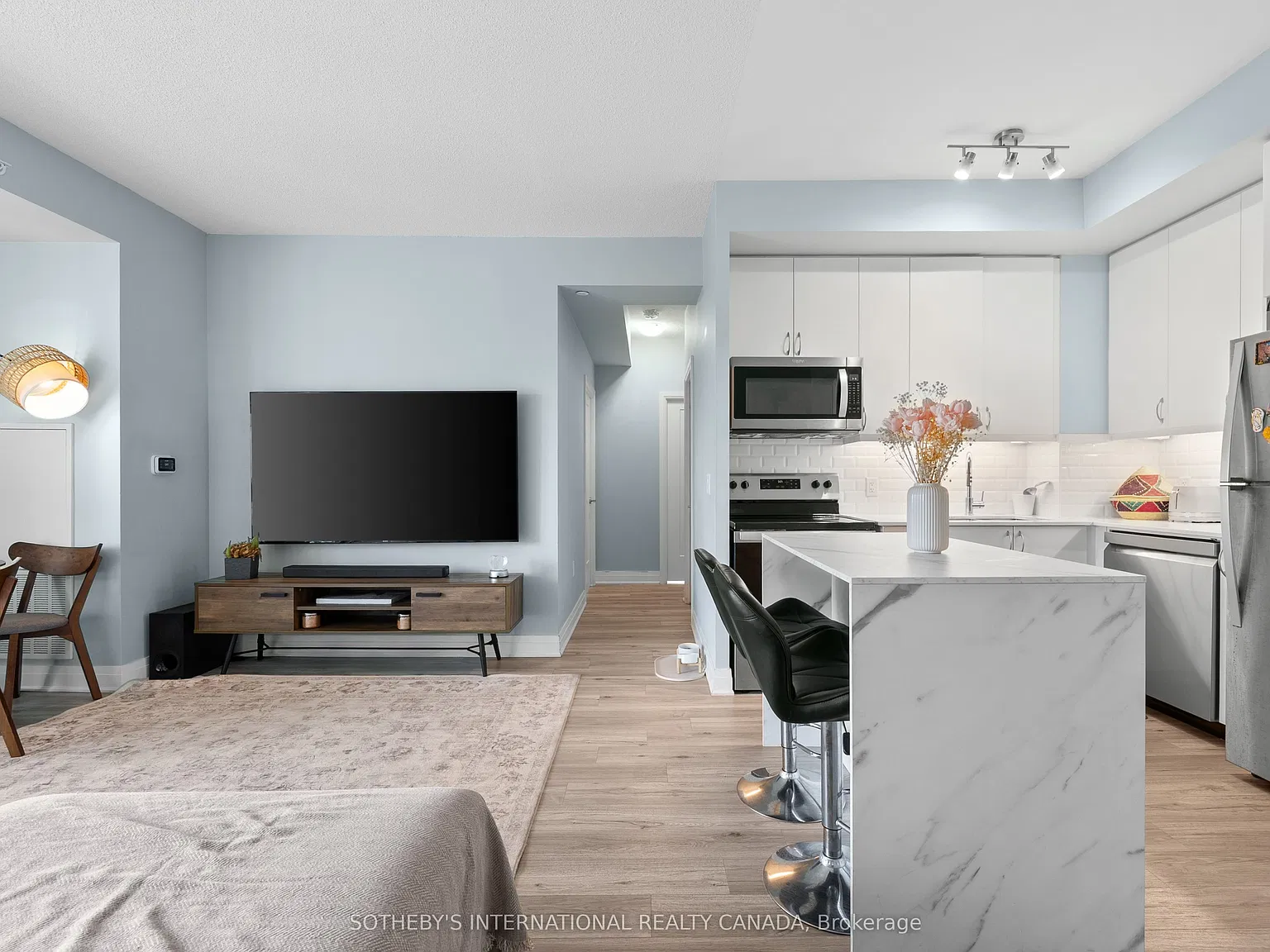 2 bed, $2,750 — Photo 4