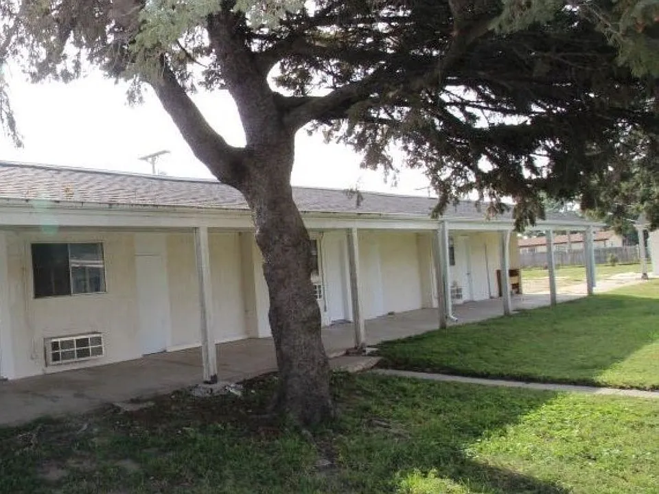 1420 Rodeo Rd