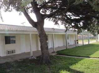 1420 Rodeo Rd, North Platte, NE 69101