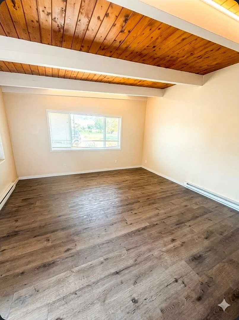 Charming 2BR Duplex in Moses Lake — Photo 1