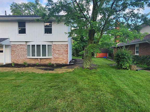 4th image of 1421 Lawrence Cres