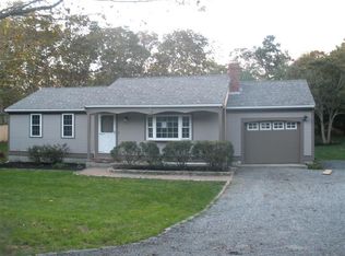 68 Prudence Ln, Cotuit, MA 02635