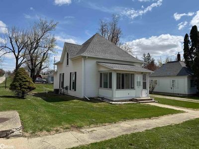 601 S Broadway St, Toledo, IA, 52342