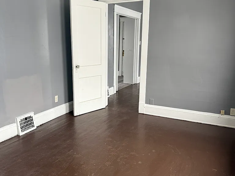 713 E 156th St #2 — Photo 7