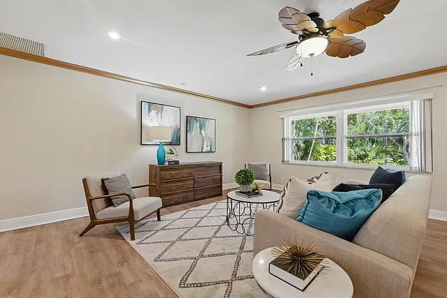 4926 Camellia Way S — Photo 22