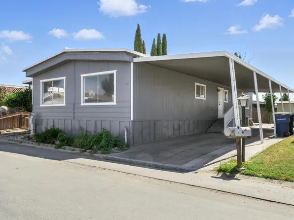 860 E Grangeville Boulevard #11, Hanford, CA 93230