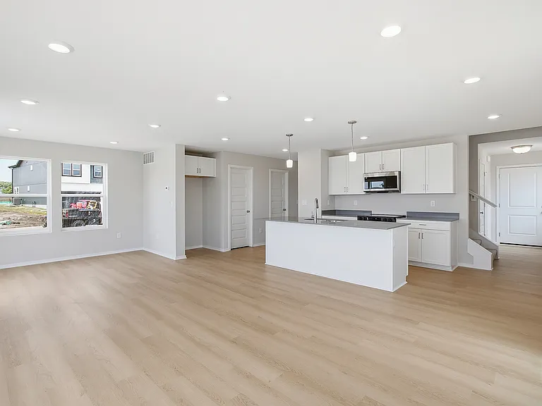 1424 SE Vantage Point Dr — Photo 17