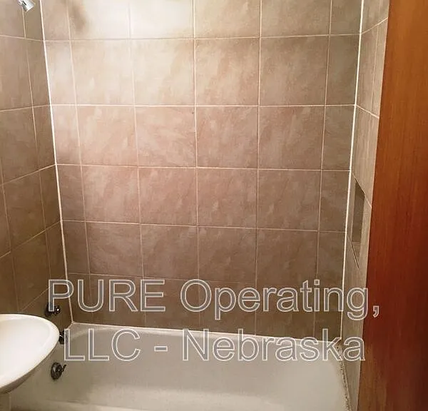 210 N 32nd Ave #4 — Photo 35