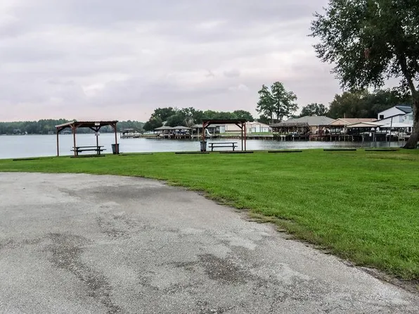 14351 W Ravine Run, Willis, TX 77318