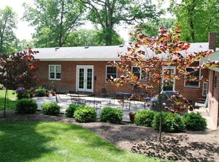 465 Villa Ave, White Sulphur Springs, WV 24986