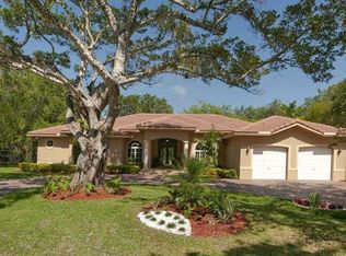 8390 SW 110th St, Miami, FL 33156