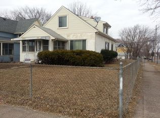 981 Iglehart Ave, Saint Paul, MN 55104