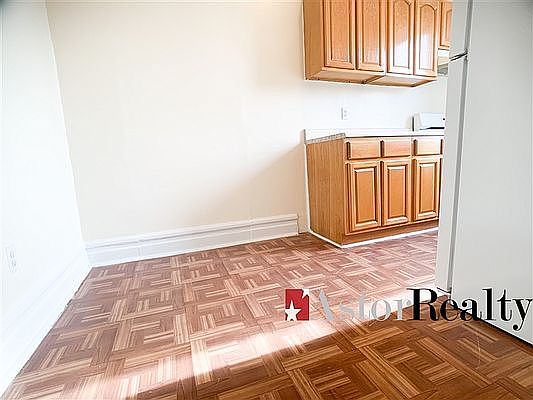 5th image of 40-05 30th Ave #10