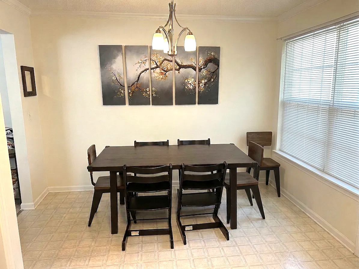 3 bed, 1315 sqft, $1,890 — Photo 3