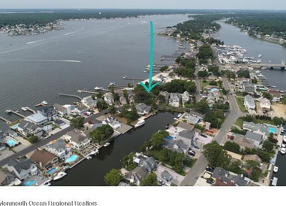 5th image of 767 South Dr