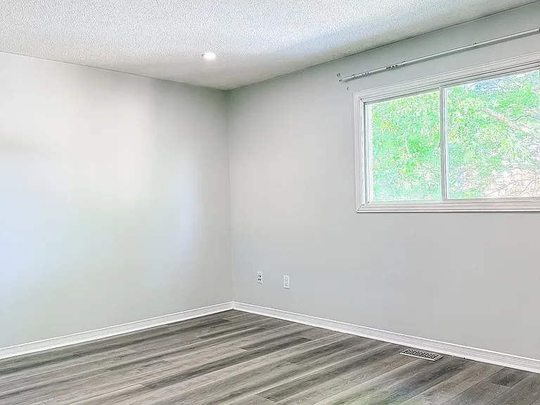 717 Mirage Pl — Photo 18