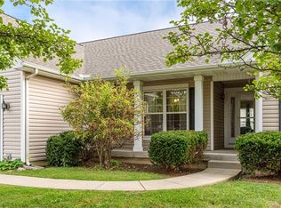 1063 Glenhollow Ct, Fairborn, OH 45324