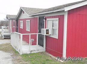 2nd image of 3302 Turner Ave