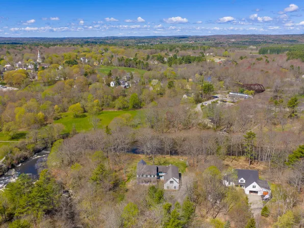 20 Island Park, Yarmouth, ME 04096
