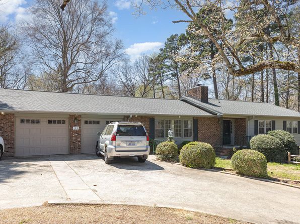 105 Elizabeth St, Chapel Hill, NC 27514
