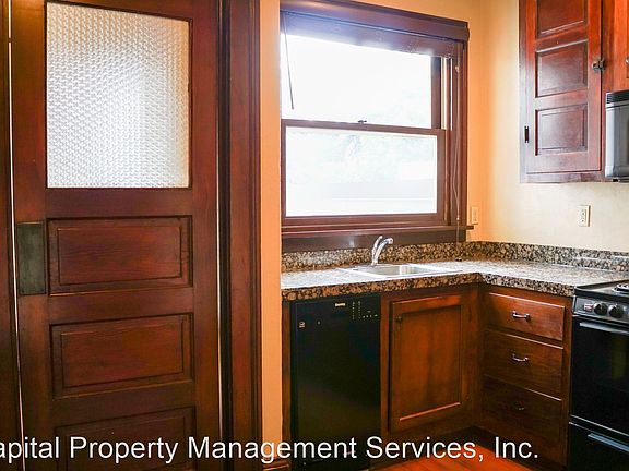 5th image of 3958 N Mississippi Ave #4