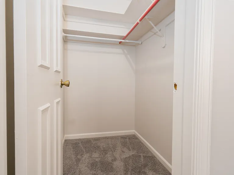 404 Terry Ct #B3 — Photo 3