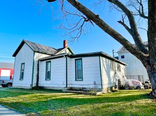 923 W Kickapoo St, Hartford City, IN 47348