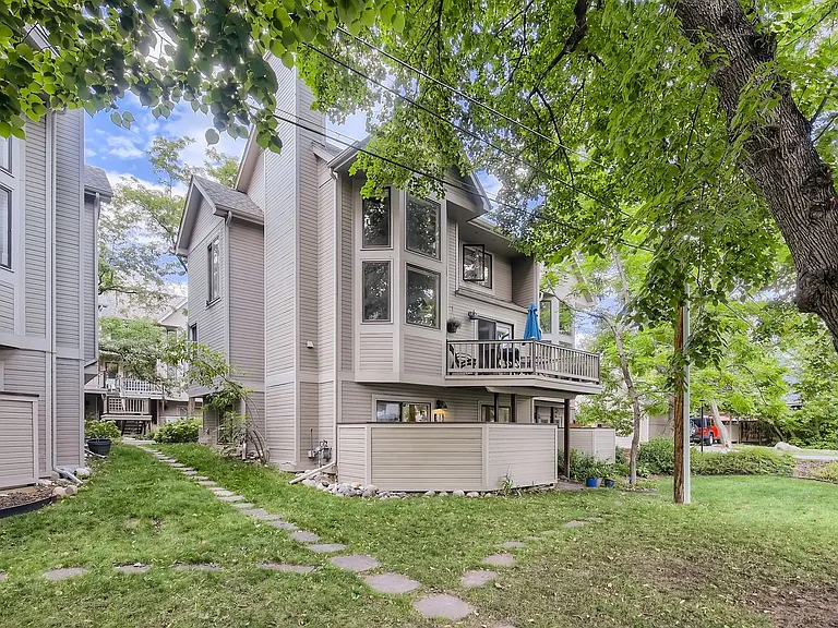 251 Pearl St #2 — Photo 26