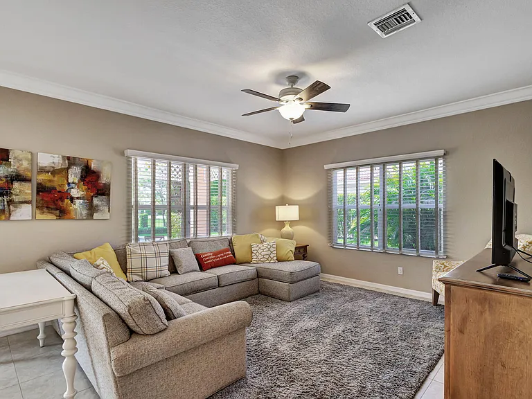 108 Parey Island Pl — Photo 35