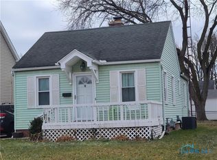 1623 Gould Rd, Toledo, OH 43612