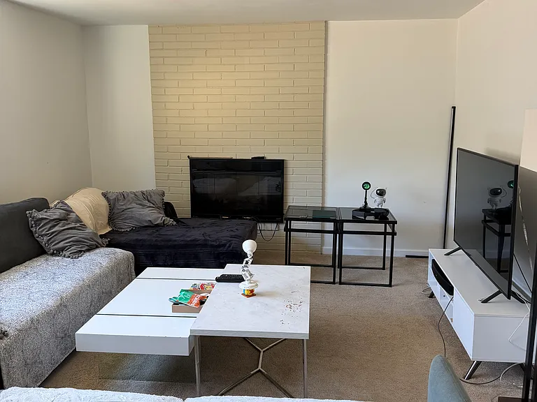 15428 SE 21st Pl — Photo 4