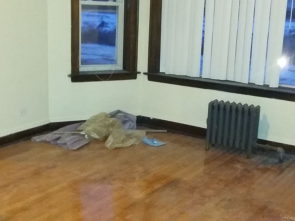 1st image of 9050 S Dauphin Ave #2